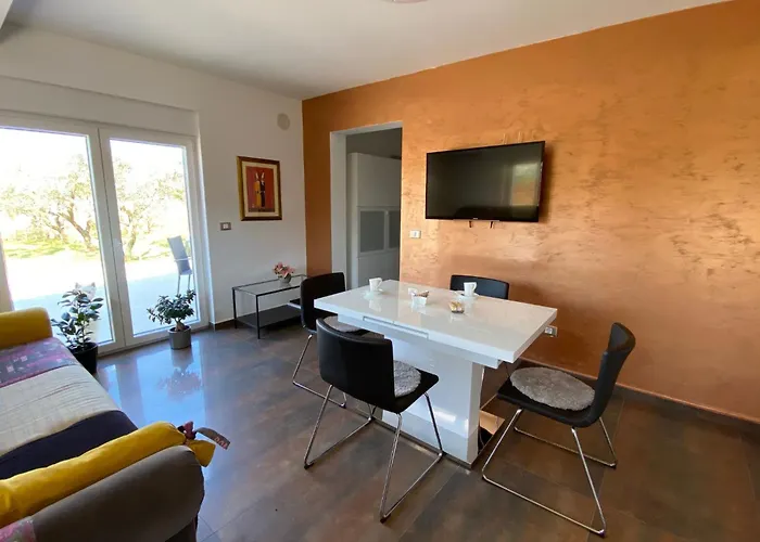 Medulinka By Interhome *