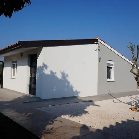 Medulinka By Interhome *