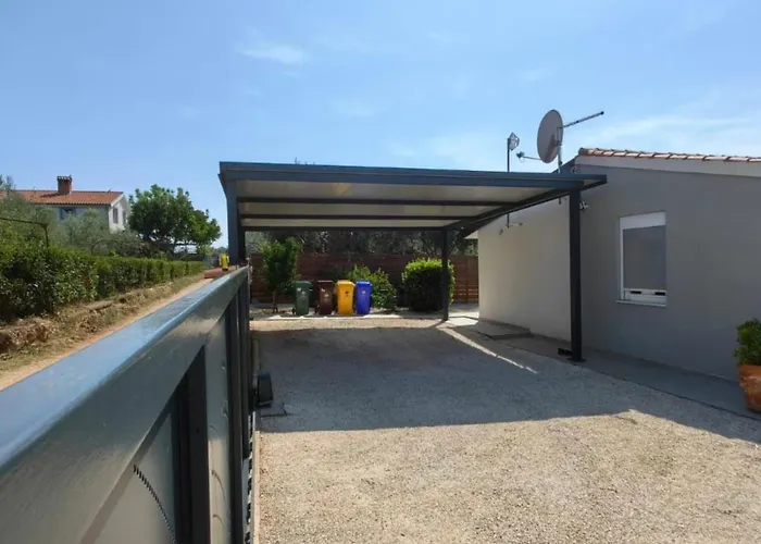 Medulinka By Interhome *